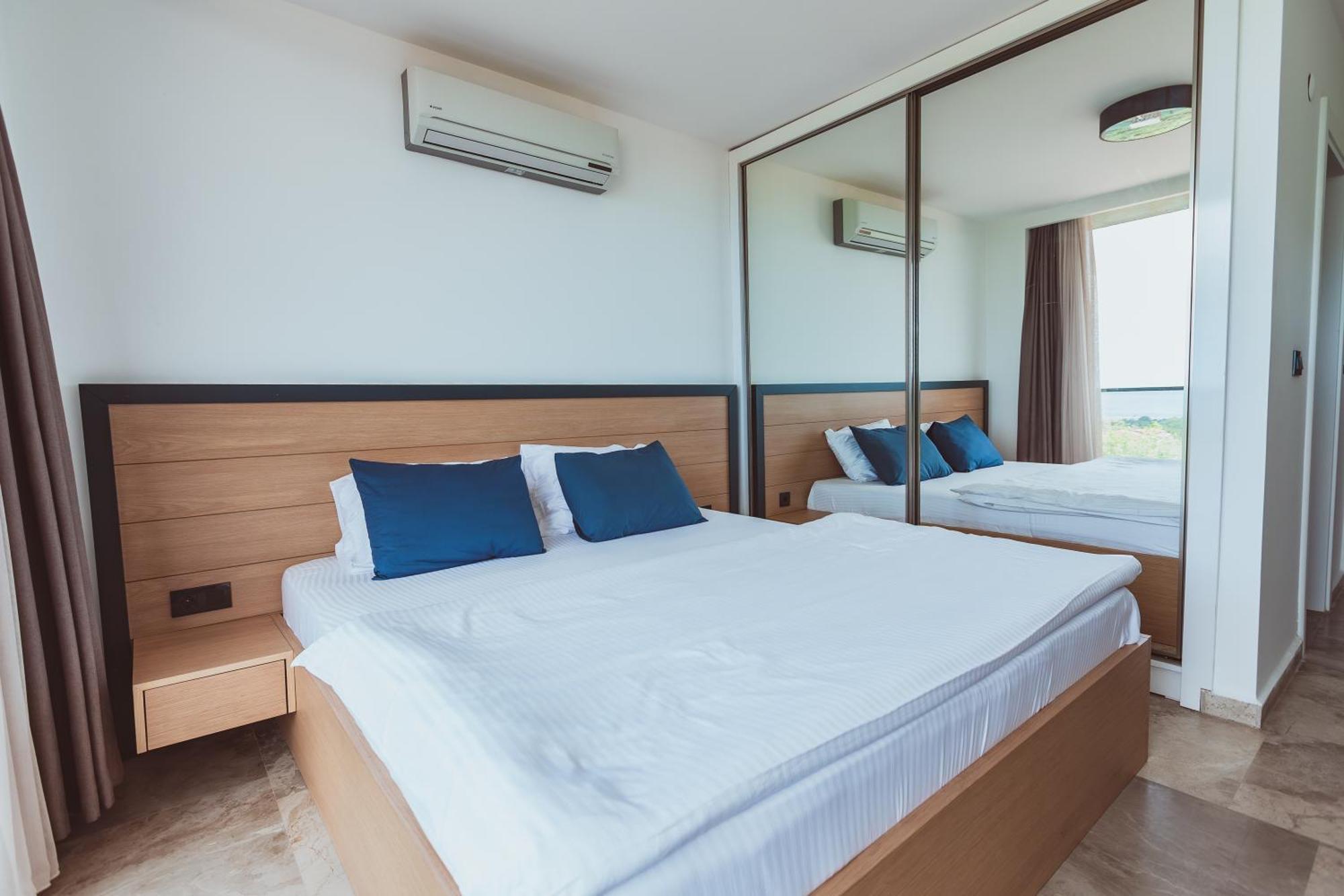 Royal Blue Istanbul - Luxury Villas Экстерьер фото