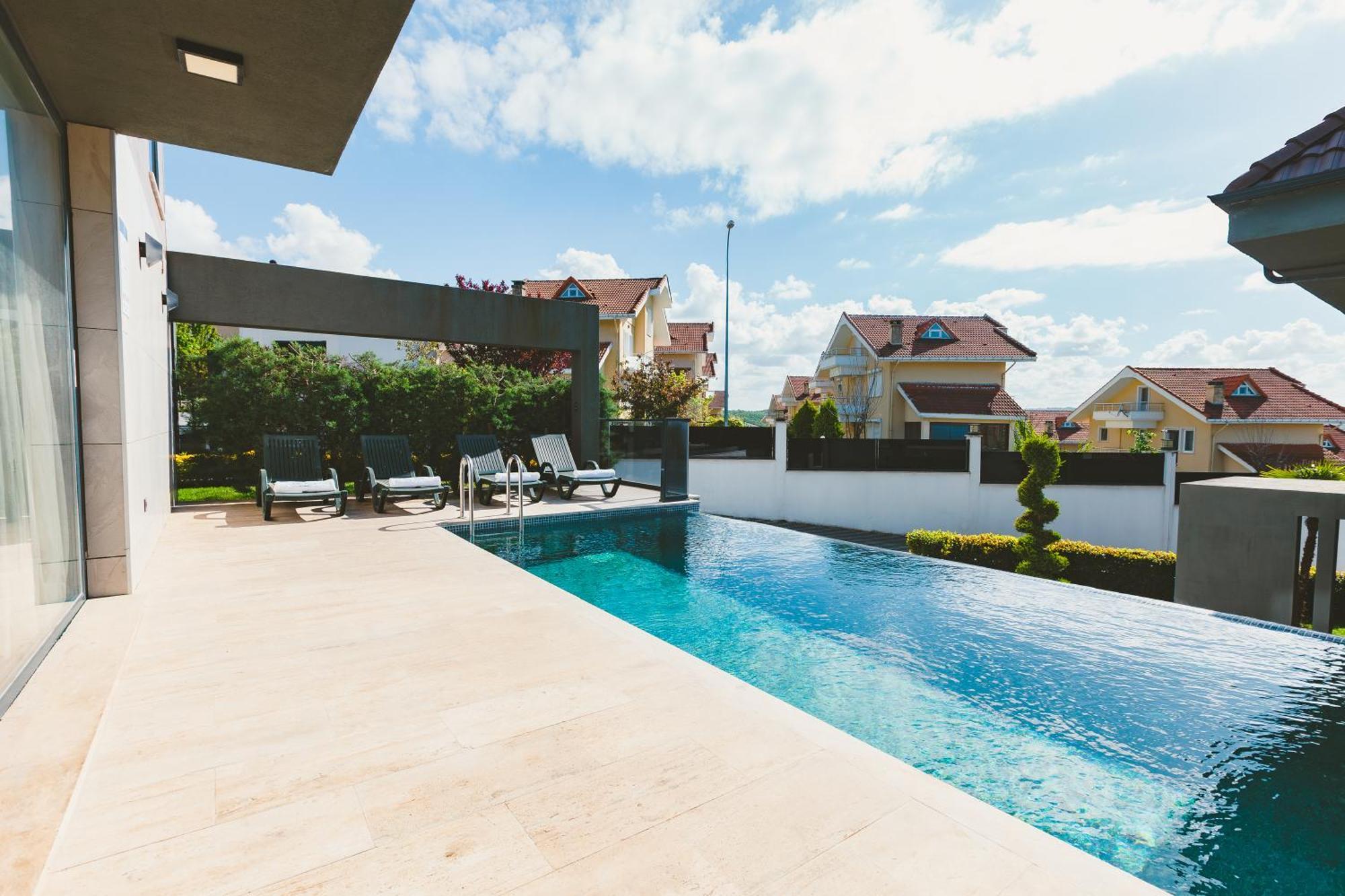 Royal Blue Istanbul - Luxury Villas Экстерьер фото