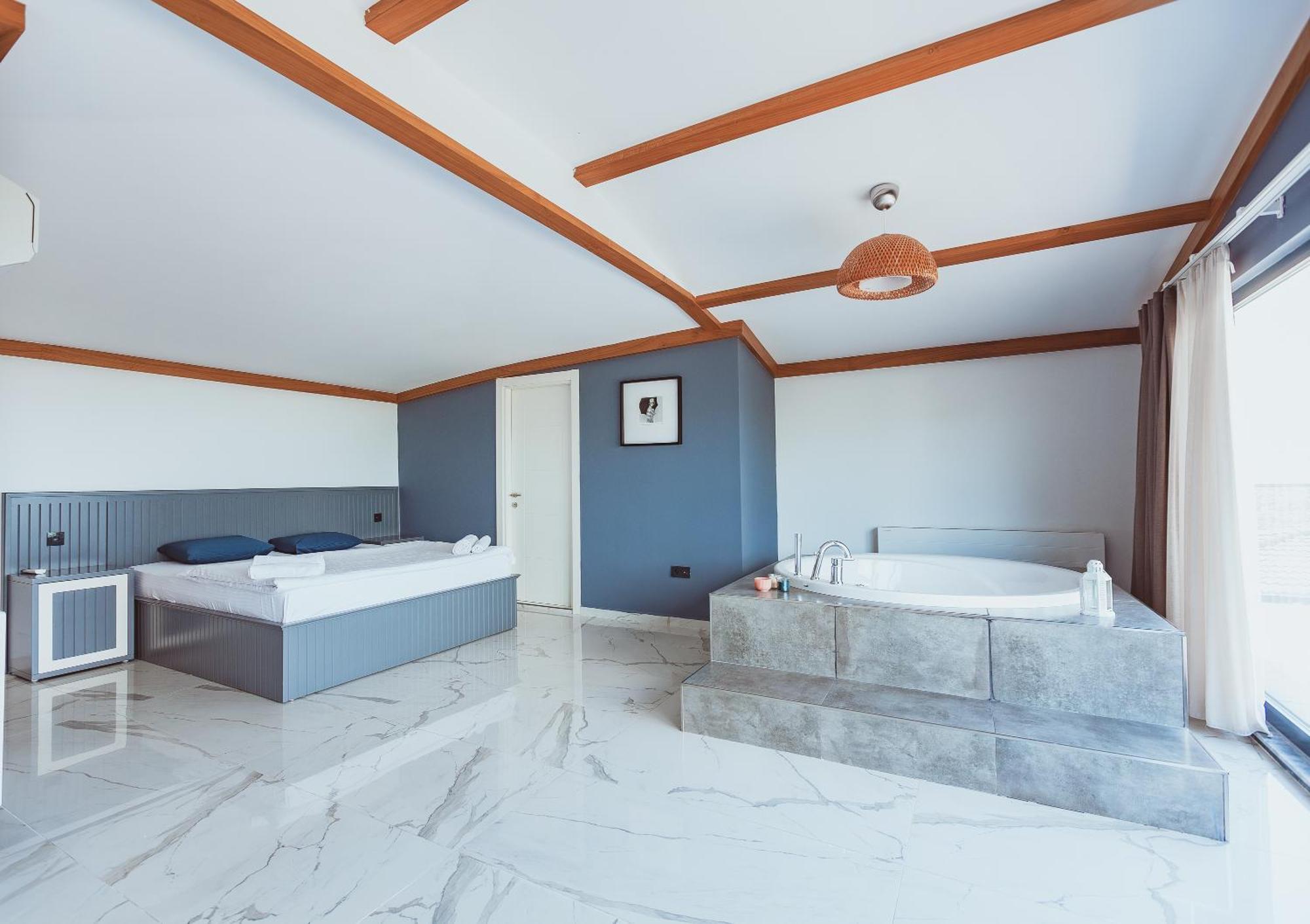 Royal Blue Istanbul - Luxury Villas Экстерьер фото