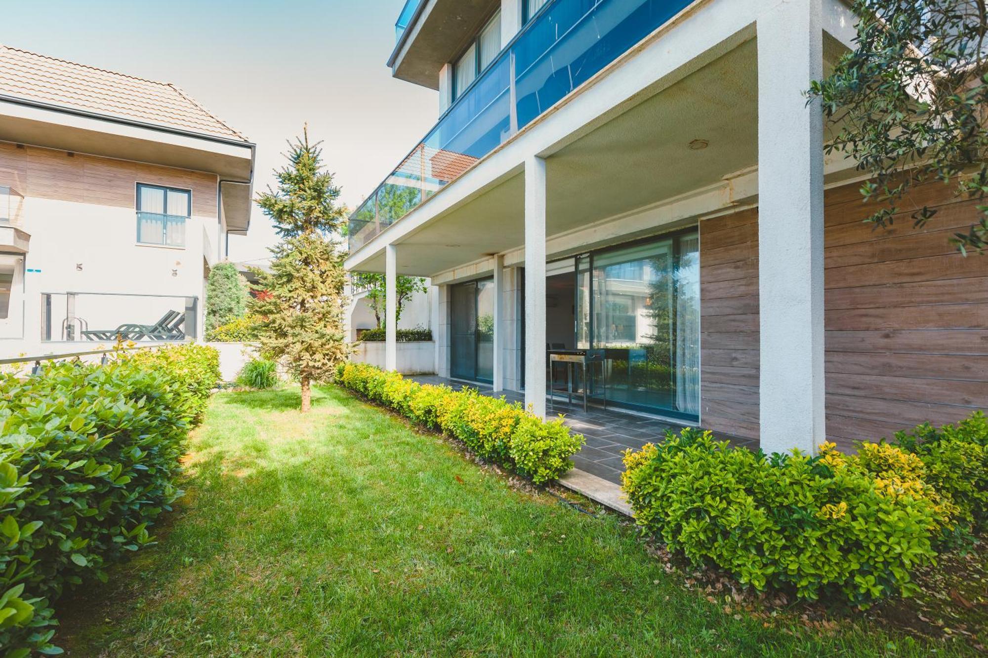 Royal Blue Istanbul - Luxury Villas Экстерьер фото