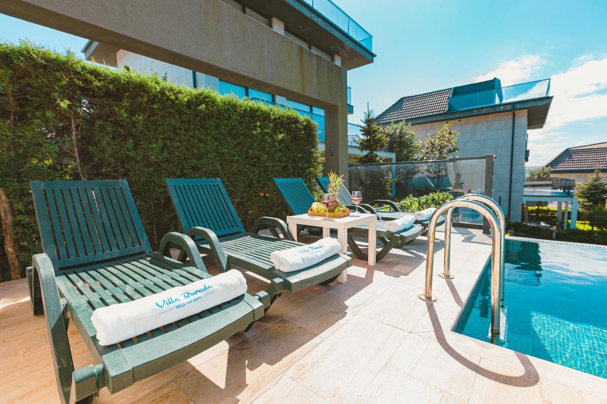 Royal Blue Istanbul - Luxury Villas Экстерьер фото