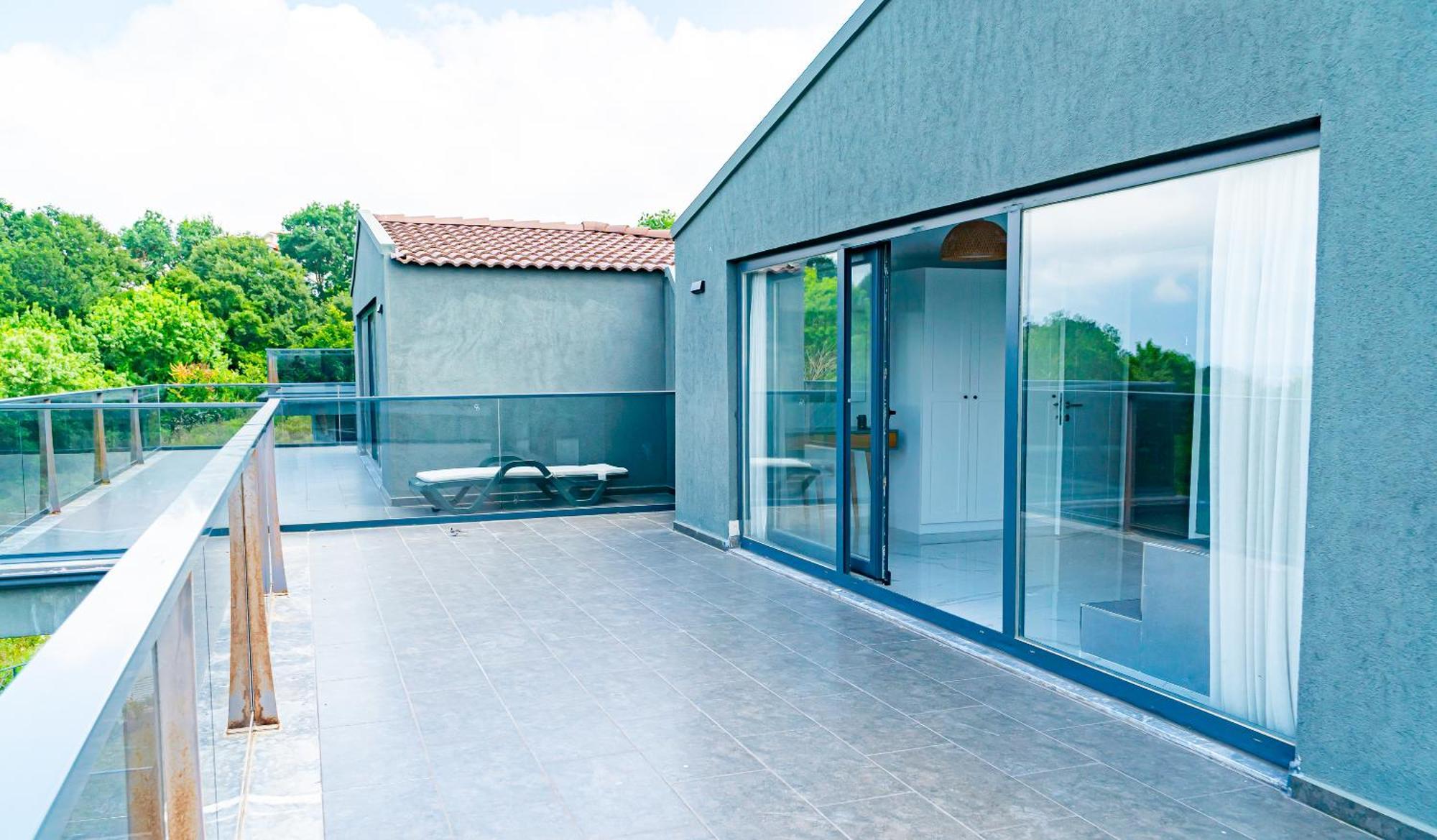 Royal Blue Istanbul - Luxury Villas Экстерьер фото